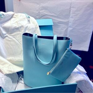 New Stunning Authentic Tiffany & Co Grain leather+ suede Large Tote Bag- NWOT